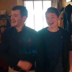 Meet your Posher, Dustin